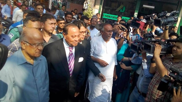 Senior BNP leaders in old jail to meet Khaleda